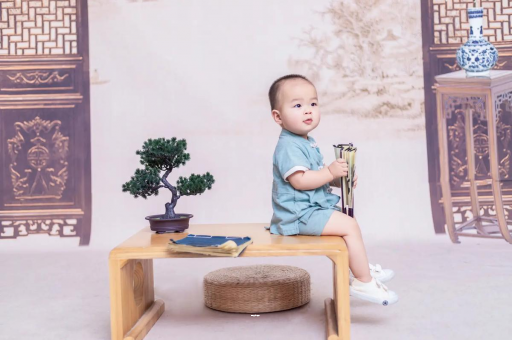 固安宝宝多久开始攒肚